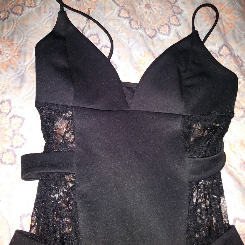Sold - Picture 2 of 3